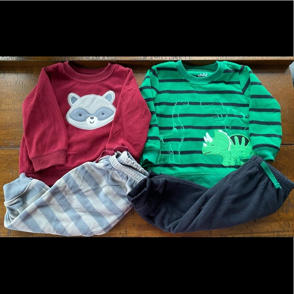 •GUC•{2 Outfits} Child of Mine by Carter’s Cozy Infant Pullover/Pant Sets - Picture 1 of 7